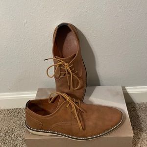 Jousen Milan men’s dress shoe. Size 9.